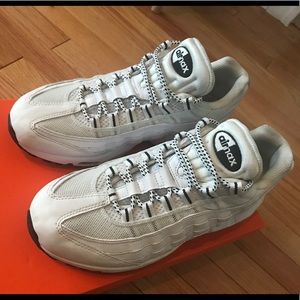 Nike Air Max 95 white and black
